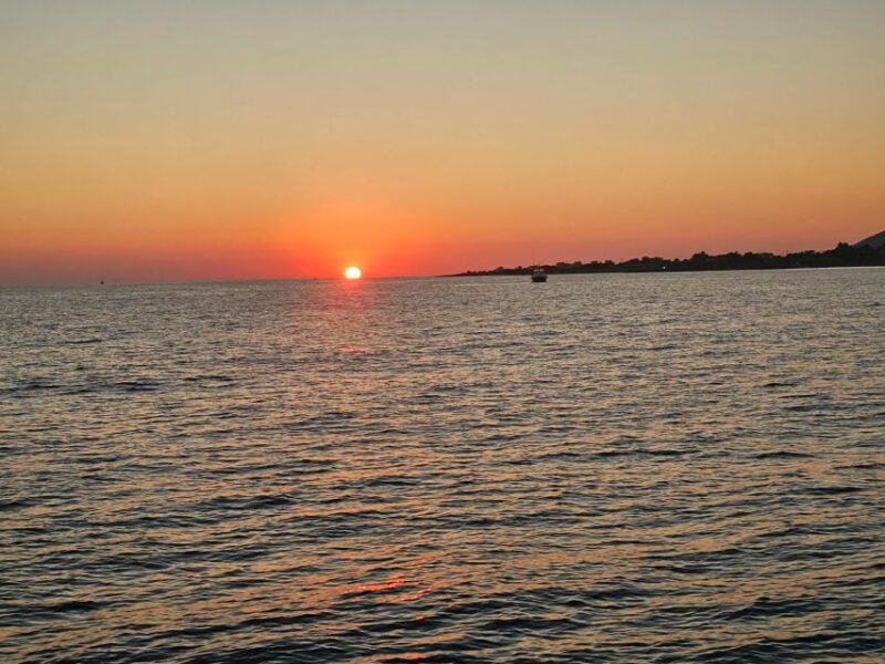 From Argostoli: Vardiani Island Sunset Cruise & Greek Meze - Key Points