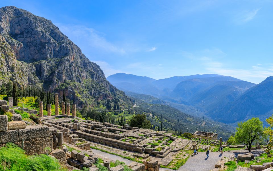 From Athens: Mythical Delphi & Arachova Private Day Trip - Key Points