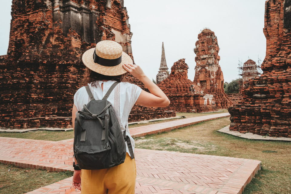 From Bangkok: Ayutthaya & Ayothaya Floating Market Day Trip - Key Points