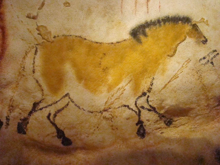 From Bordeaux: Lascaux and Dordogne Valley Private Tour - Key Points