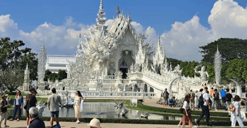 From Chiang Mai: Temples & Golden Triangle CUSTOMIZED Tour - Tour Features