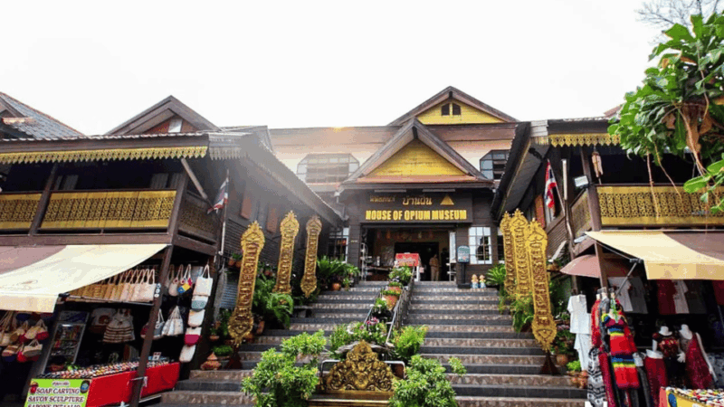 From Chiang Mai: Temples & Golden Triangle CUSTOMIZED Tour - Key Points