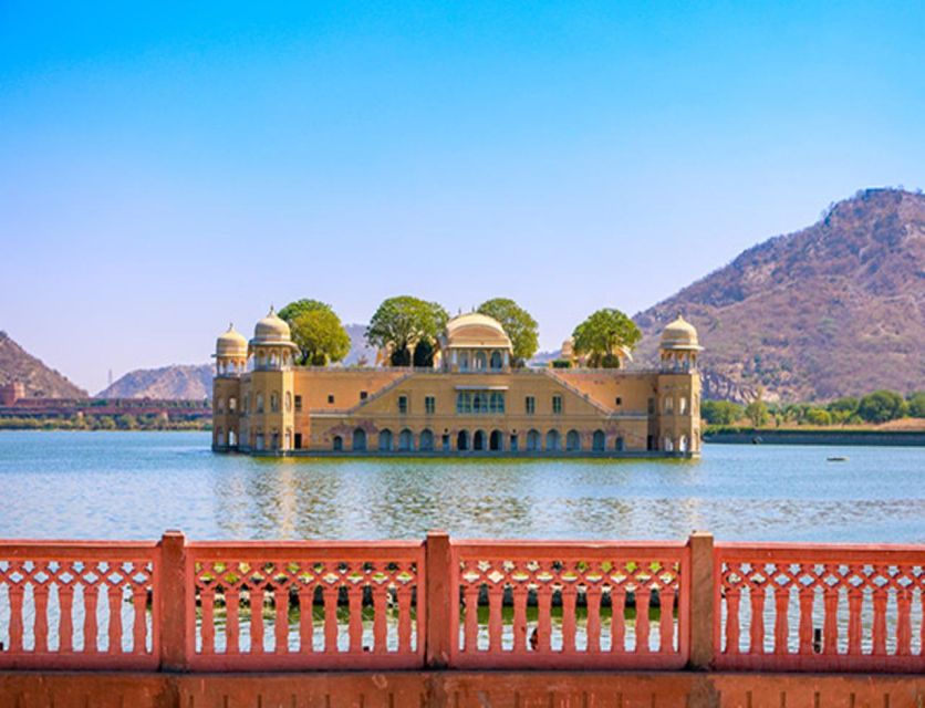 From Delhi: Jaipur Round-Trip Private Tour by Car - Key Points