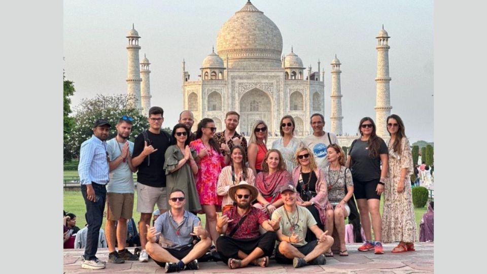 From Delhi: Private Day Trip to Taj Mahal and Agra Fort - Key Points