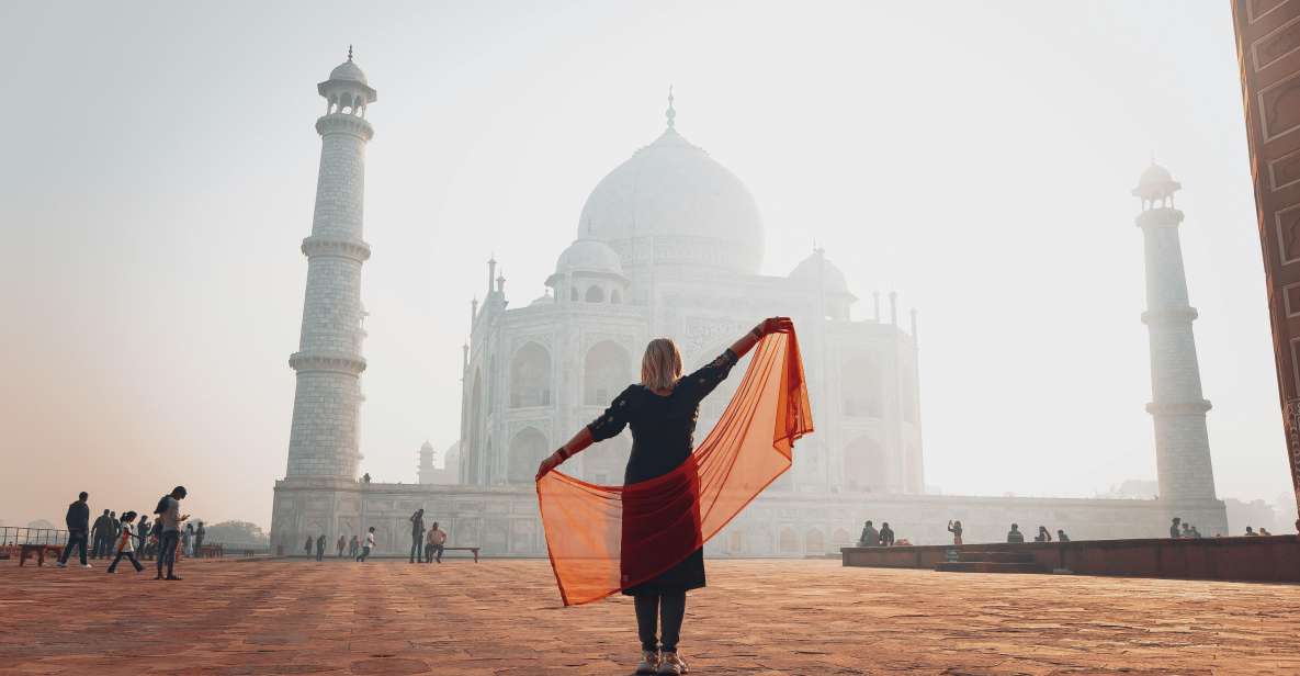 From Delhi: Private Taj Mahal Tour With Female Tour Guide - Key Points