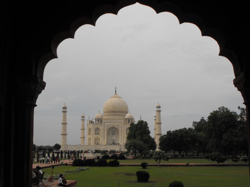 From Delhi: Taj Mahal and Agra Fort Private Tour - Key Points