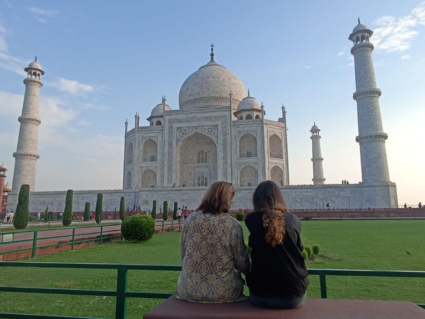 From Delhi to Agra Taj Mahal Trip With Agra Fort & Baby Taj - Key Points