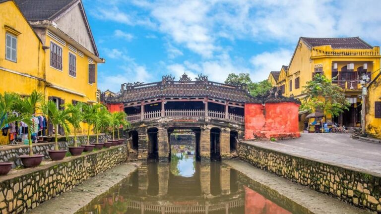 From DN: Hoi An City Tour-Boat Ride-Release Flower Lantern