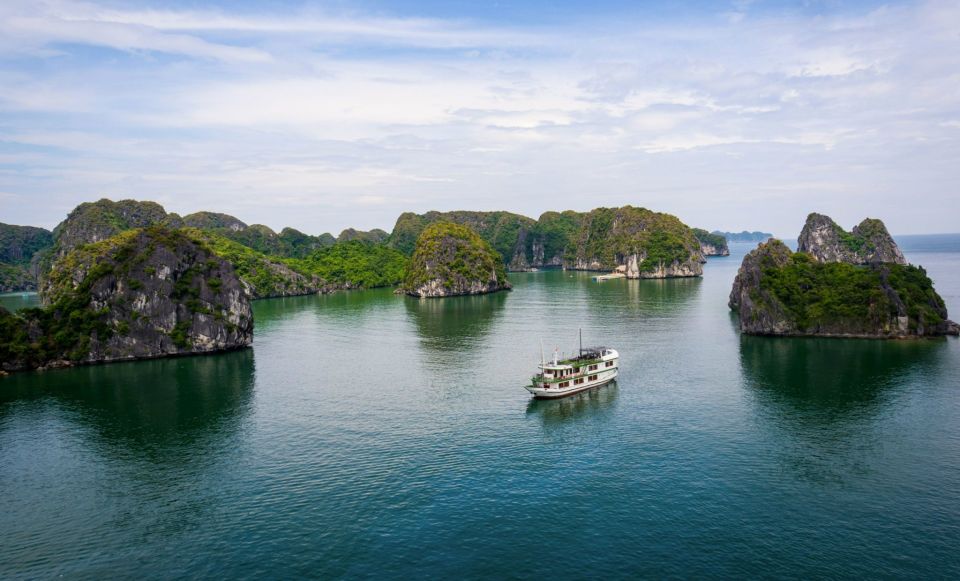 From Ha Noi: Lan Ha Bay Overnight Cruise Small Group - Key Points