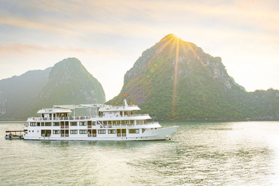 From Hanoi: 2-Day Halong Bay Sightseeing Cruise With Meals - Key Points