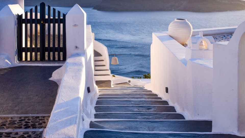 From Heraklion Explore Santorini Villages, Oia & Fira - Key Points