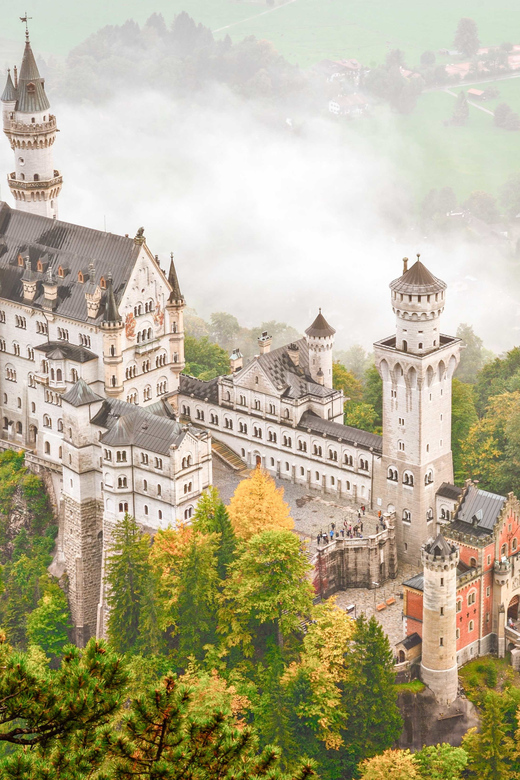 From Hohenschwangau: Tour to Neuschwanstein Castle - Key Points