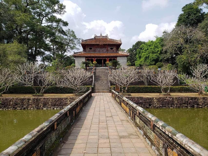 From Hue: HUE DISCOVERY DELUXE SMALL GROUP TOUR - Key Points