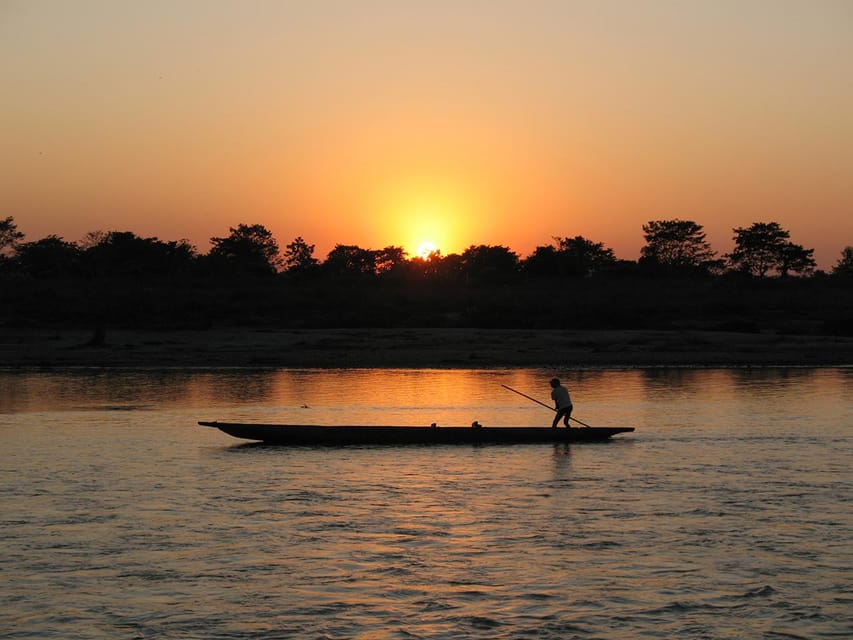 From Kathmandu to Chitwan: Jungle Safari + Meals & Transport - Itinerary and Transport Details