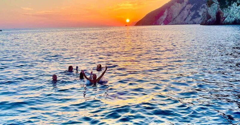 From La Spezia: Cinque Terre Boat Tour With Food & Drinks - Key Points
