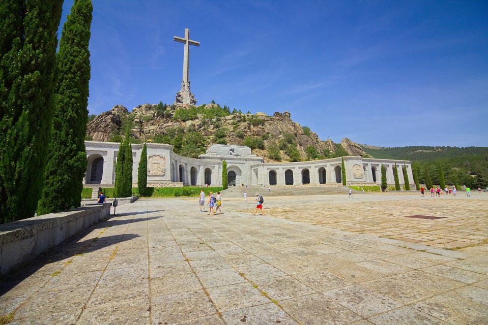 From Madrid: El Escorial and Valleys Basilica Half Day Tour - Key Points