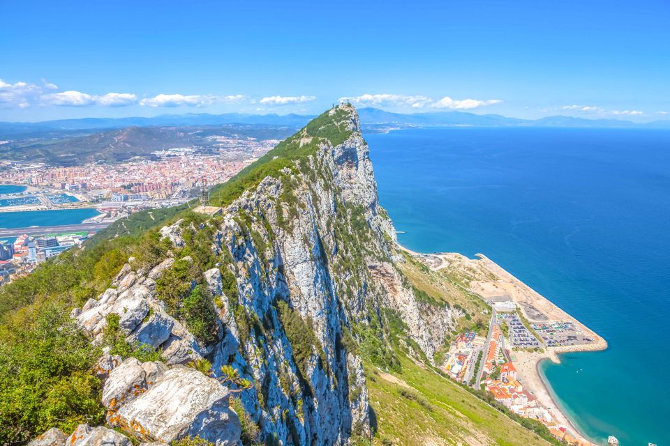 From Malaga and Costa Del Sol: Gibraltar Shopping Tour - Key Points