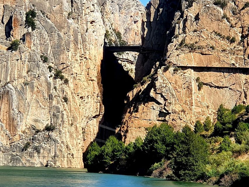 From Malaga: Caminito Del Rey/White Villlages Tour & Tapas - Key Points