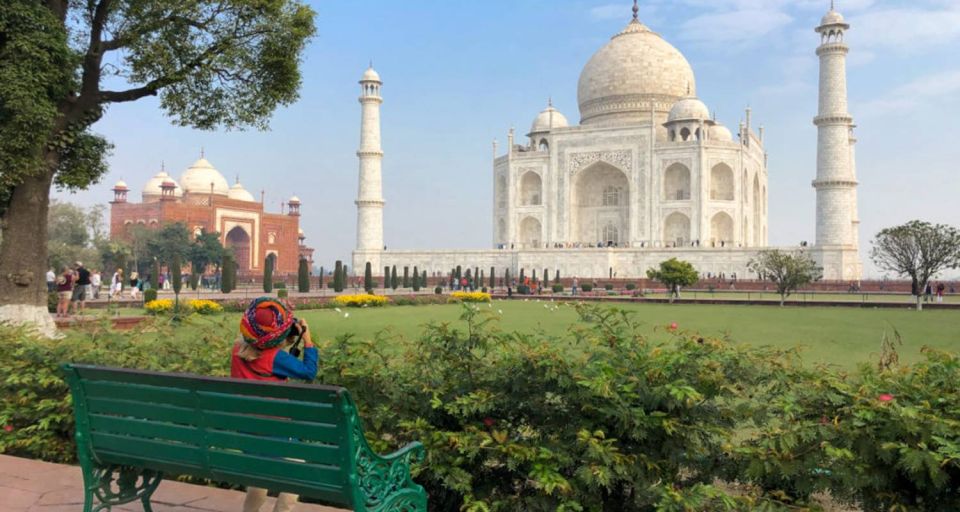 From New Delhi : Day Trip to Taj Mahal & Agra Fort - Key Points