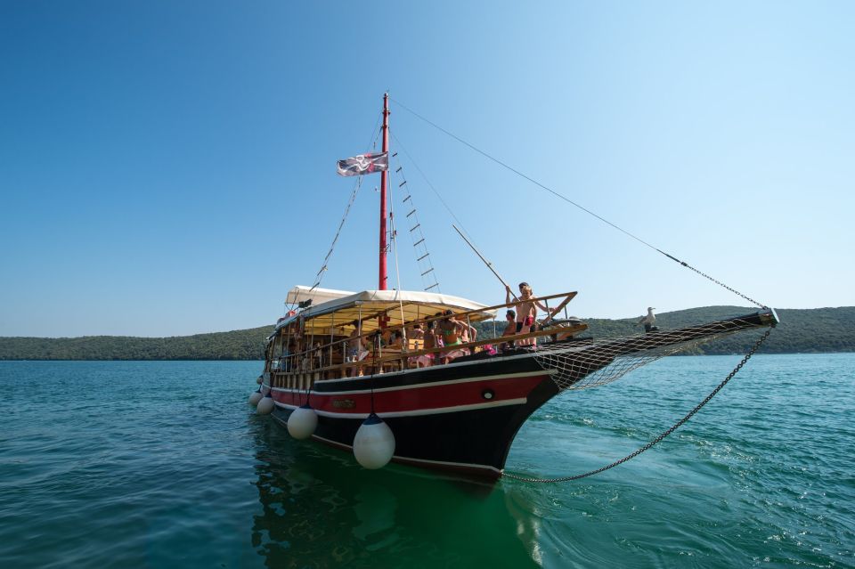 From Poreč: Boat Day Trip to Rovinj With Fish Lunch - Good To Know