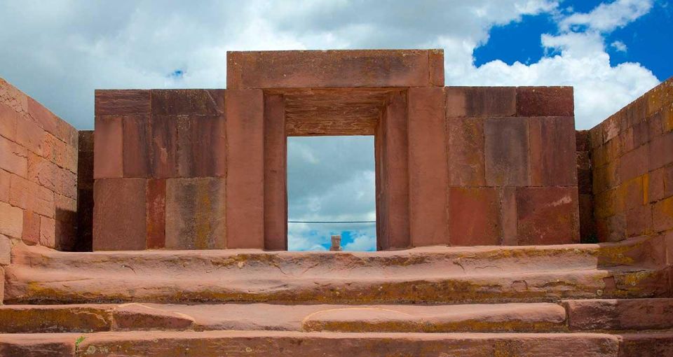 From Puno || Exploring La Paz and Tiwanaku || Full Day - Key Points