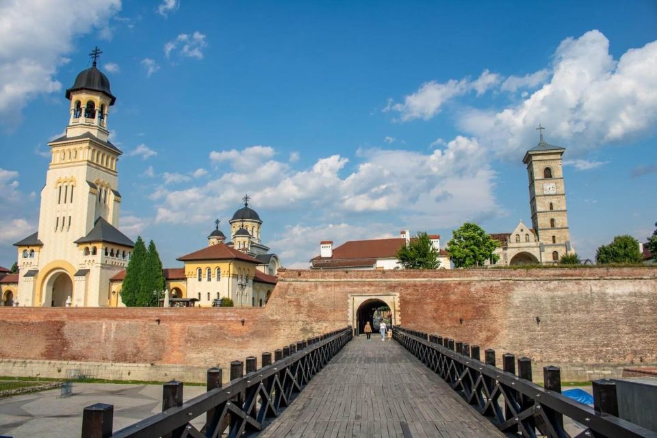 From Sibiu: Alba Carolina Citadel and Corvins Castle Tour - Good To Know