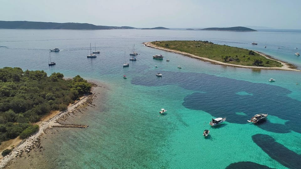 From Trogir/Kaštela: Private Blue Lagoon Speedboat Cruise - Good To Know