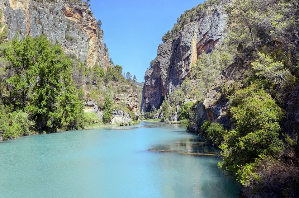 From Valencia: Montanejos Guided Hike With Natural Pools - Key Points