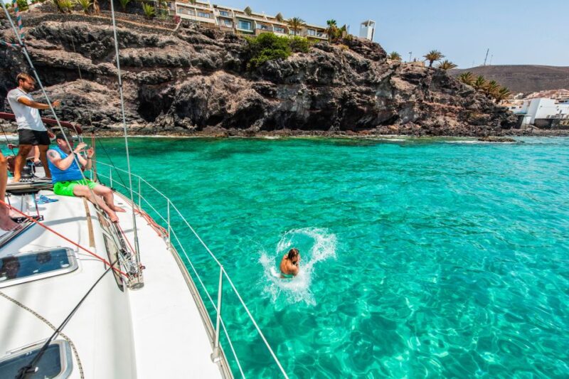 Fuerteventura: Sailing With Snorkeling and Dolphin Watching - Key Points