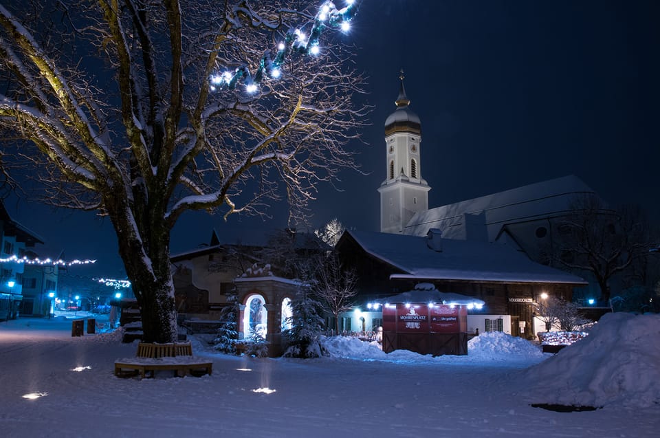 Garmisch-Partenkirchen: Private Evening Guided Walking Tour - Key Points