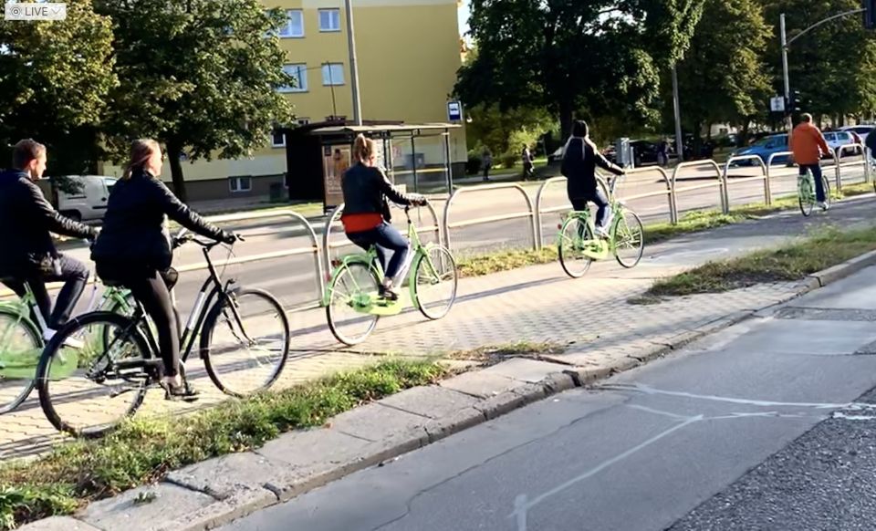 Gdansk: Guided Bike Tour of Old Town and Shipyard - Good To Know