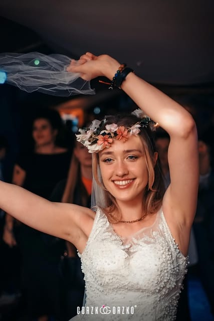 Gdańsk: Polish Wedding Party With Welcome Drink - Experience Highlights