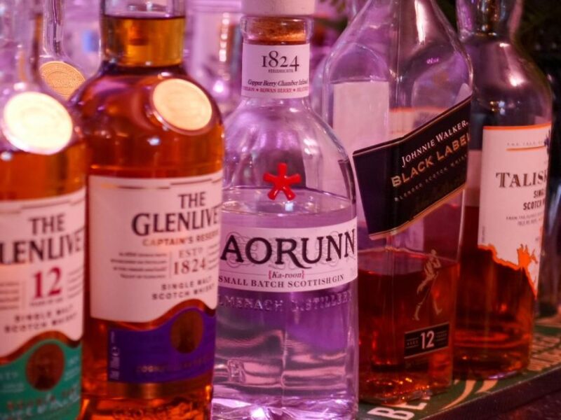 Glasgow: Whisky Flight and Scottish Cheeseboard - Key Points