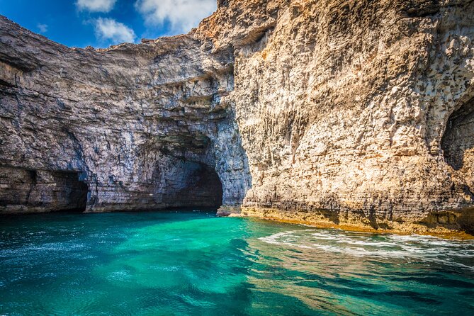 Gozo: 20 Minute Comino Cave Tour + Blue Lagoon Drop off - Locations and Amenities