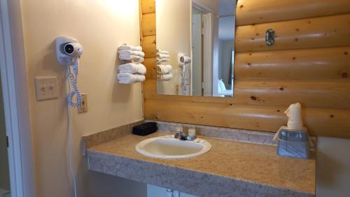 Grantsburg Inn - Good To Know