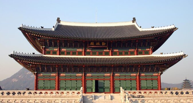 Gyeongbokgung Palace,Seoul With Gigibebe Hanbok Rental - Good To Know