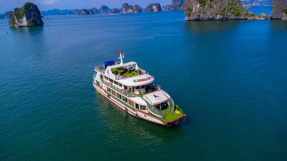 Ha Noi - Ha Long Bay 1 Day/ Luxury Boat/ Buffet Lunch/ Party - Key Points