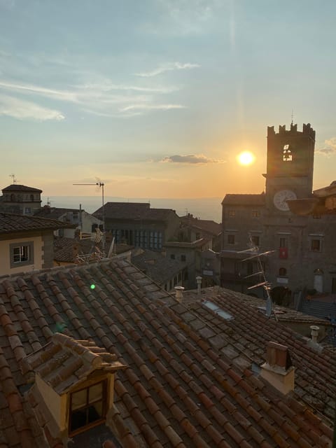 Half Day E-Bike Tour to Highlights Around Cortona - Key Points