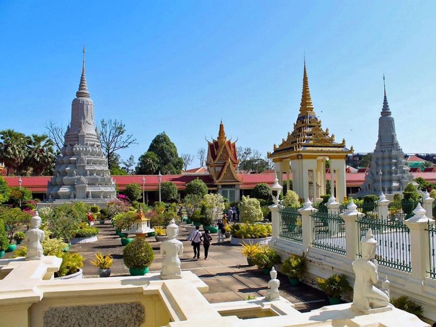 Half Day Phnom Penh Tour With Choeung Ek Genocidal - Good To Know