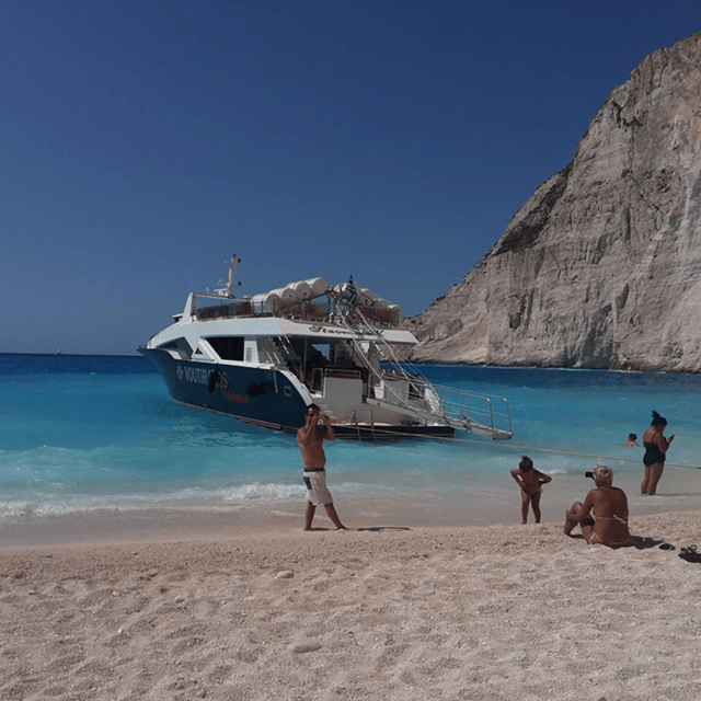 Half-day VIP Cruise: Shipwreck & Blue Caves - Key Points