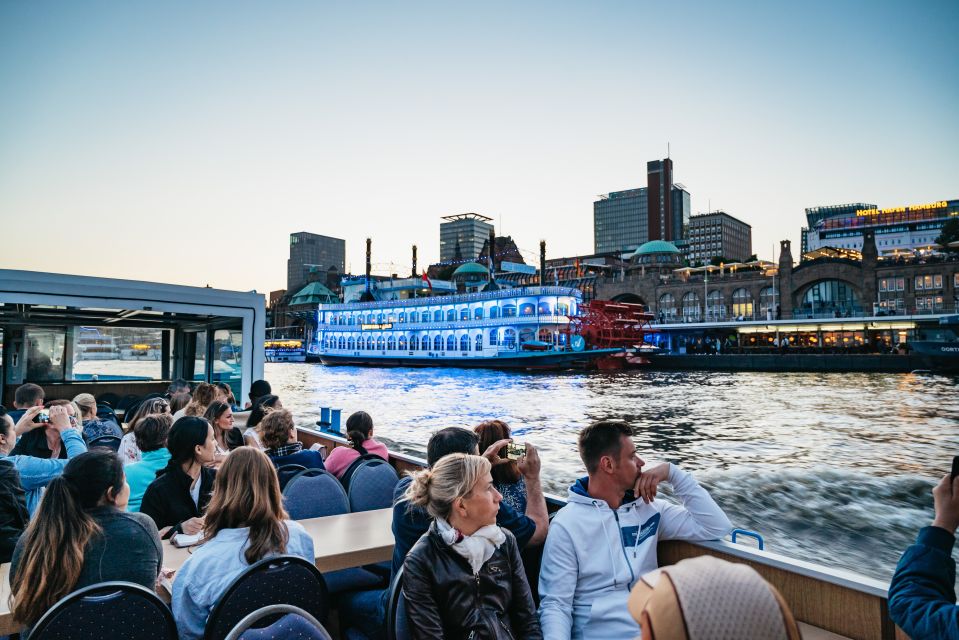 Hamburg: 1.5-Hour Grand Harbor Evening Lights Cruise - Key Points