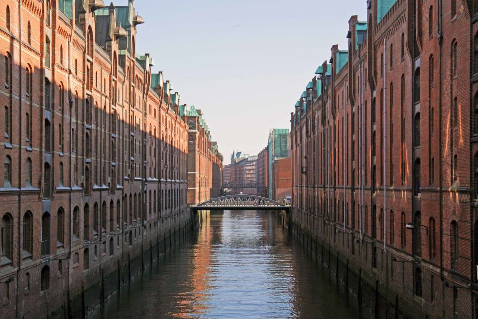 Hamburg: 2.5-Hour Discovery Tour - Key Points