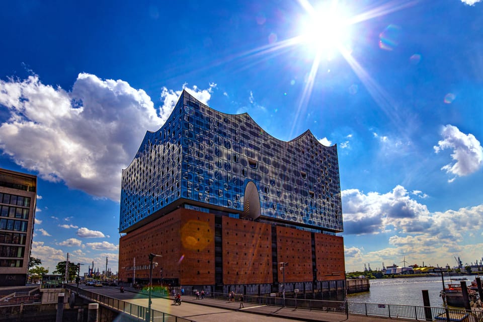 Hamburg: Elbphilharmonie Tour Including Plaza & Surroundings - Key Points