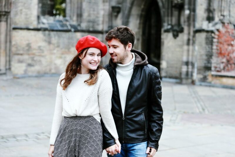 Hamburg: Private Couples Photoshoot and Walking Tour - Key Points