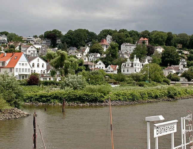 Hamburg: Tour of Blankenese on the Banks of the Elbe - Key Points