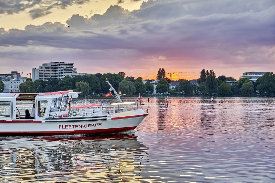 Hamburg: Twilight Cruise - Key Points