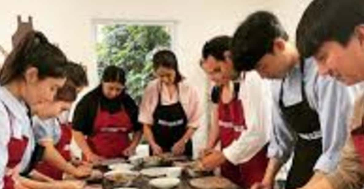 Hanoi: Premium Cooking Class With Market Trip - Key Points