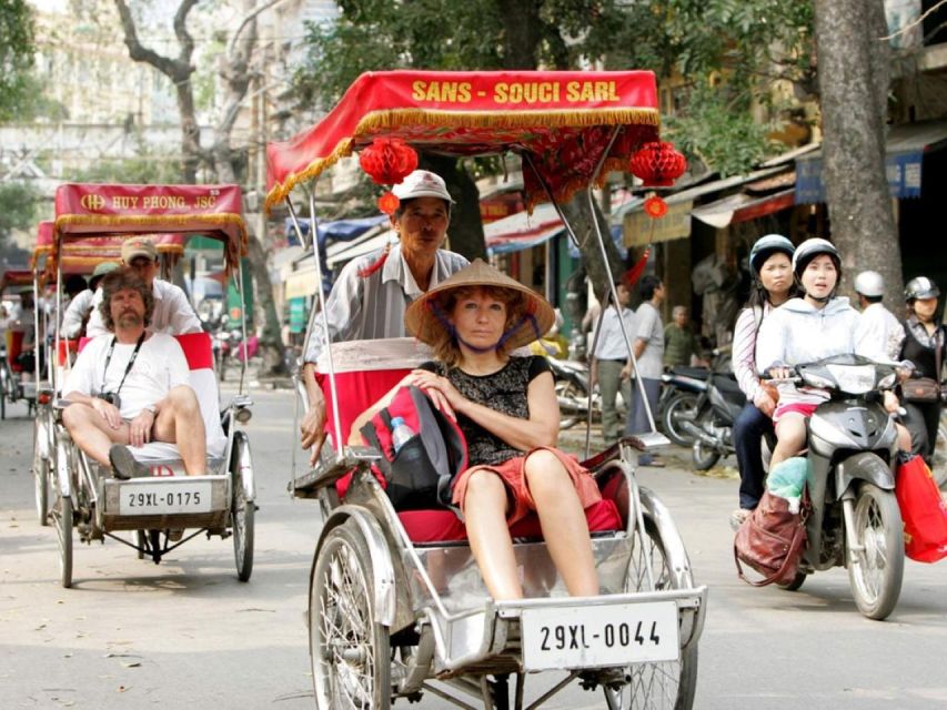 Hanoi Private Street Food Tour and Cyclo - Key Points