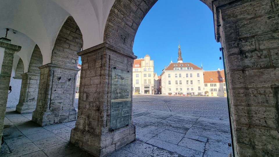 Helsinki: Tallinn Guided Day Tour With Ferry Crossing - Key Points