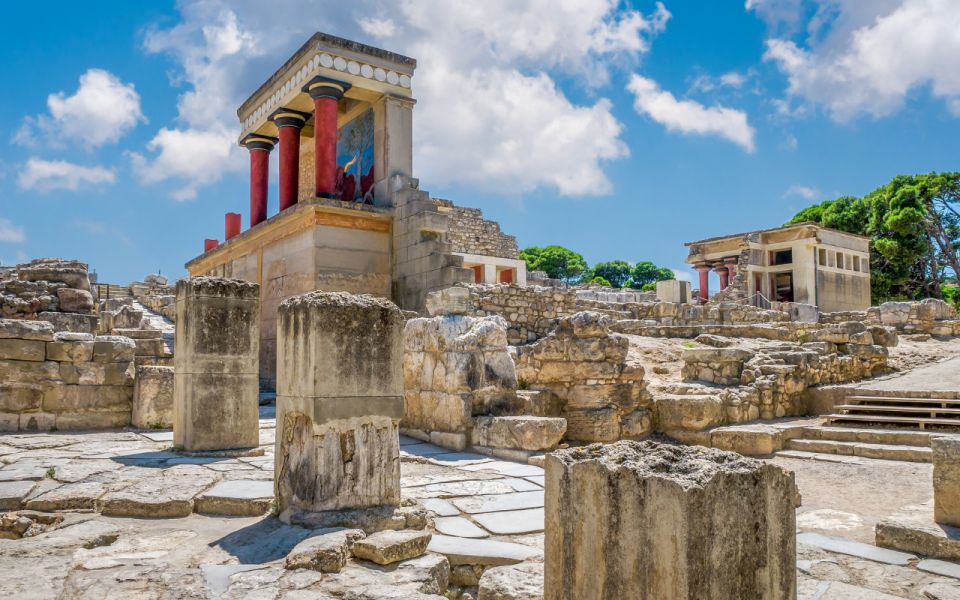 Heraklion City, Walking Tour, Old Market & Knossos Palace - Key Points